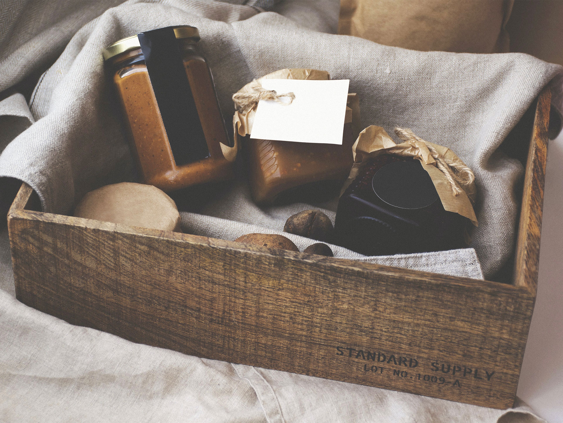 Šventinės dovanos naujakuriams: 5 madingiausios idėjos 2022-ųjų Kalėdoms