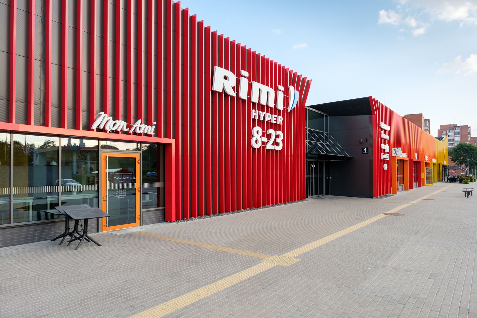 Prekybos ir laisvalaikio centrai | YIT.lt